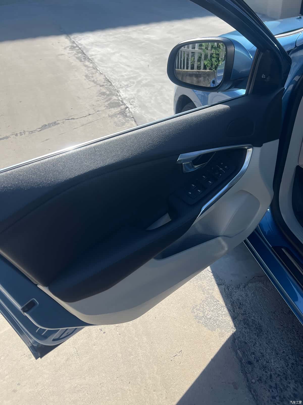 Volvo V40, 2016 23
