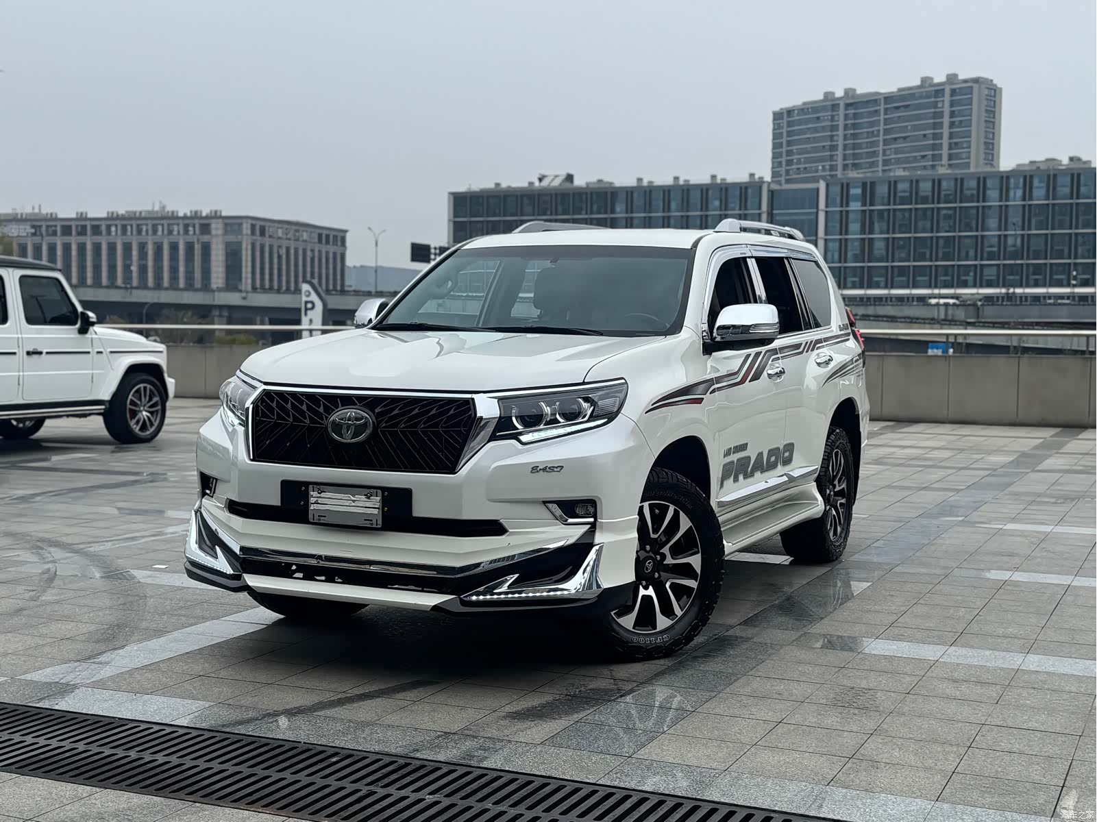 Toyota Prado, 2024 1