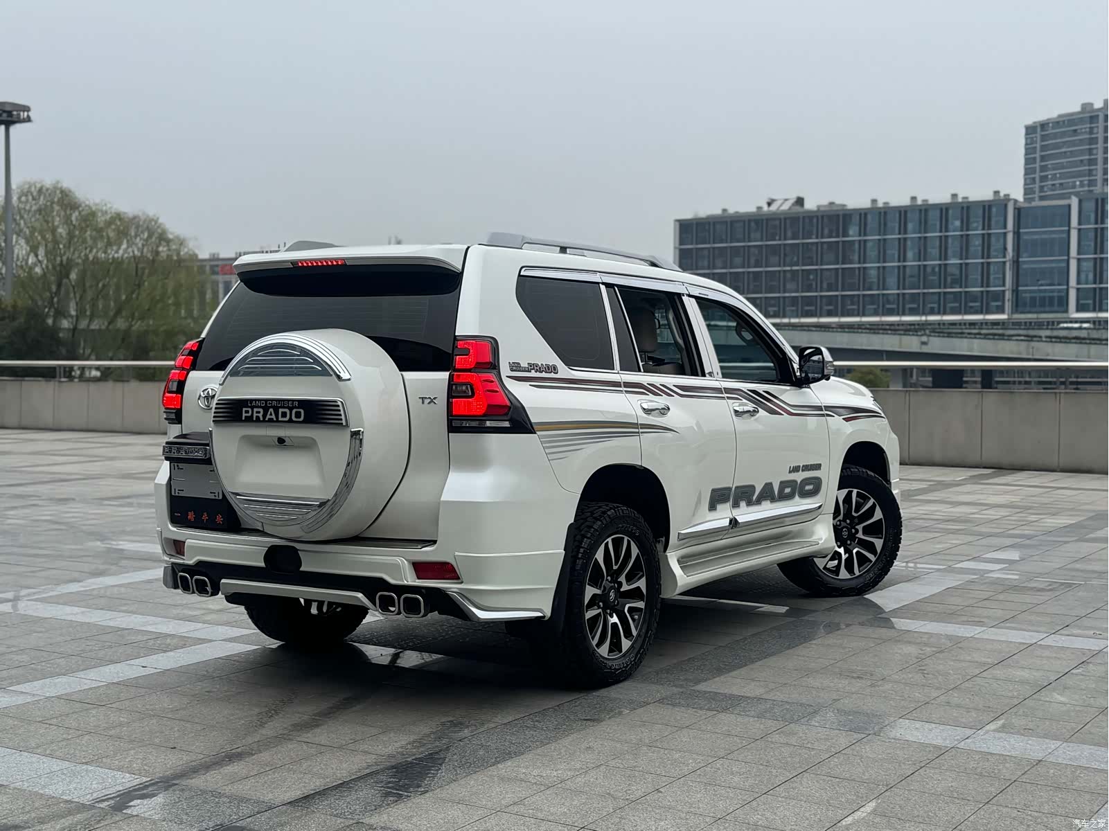 Toyota Prado, 2024 15