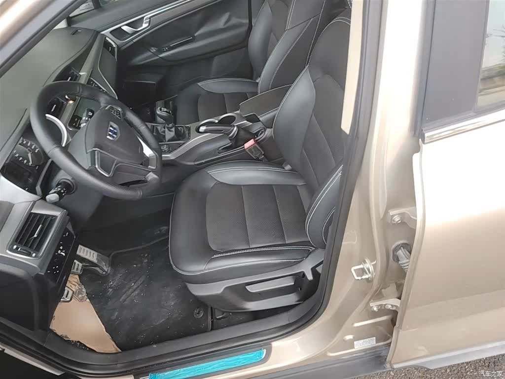 Geely Emgrand, 2017 15