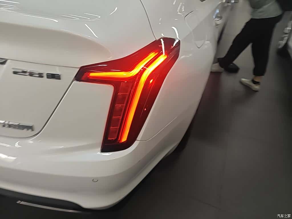 Cadillac CT5, 2026 8