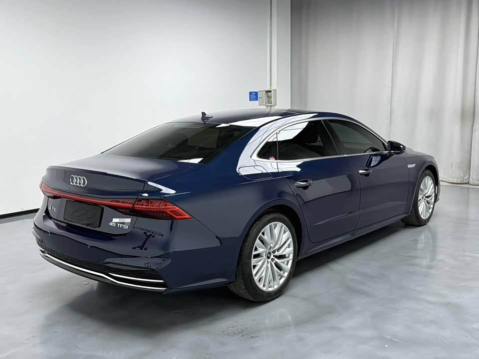 Audi A7L