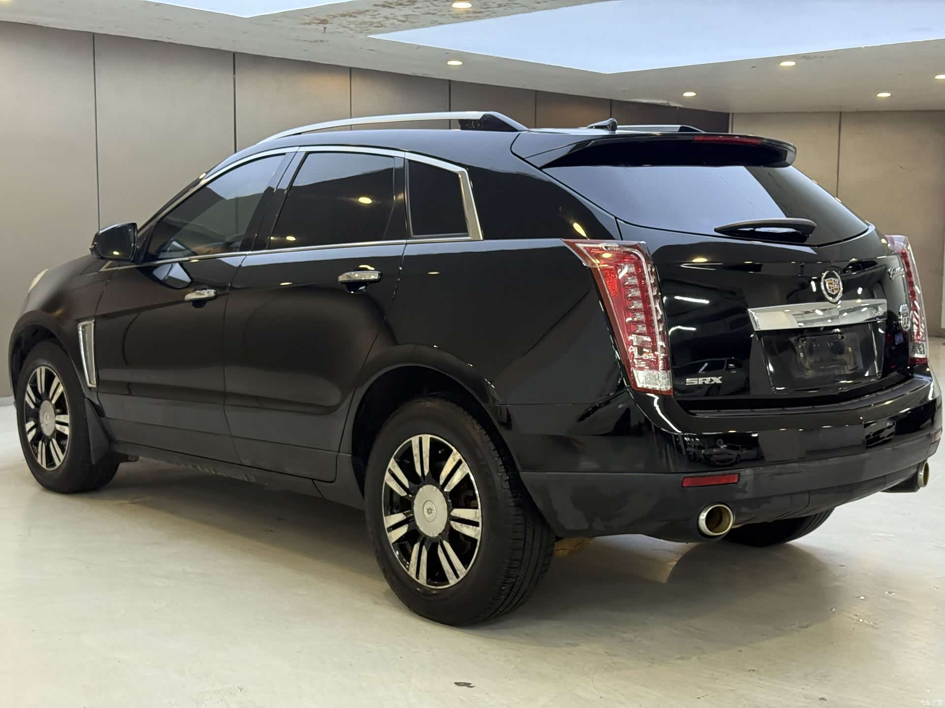 Cadillac SRX, 2016 4