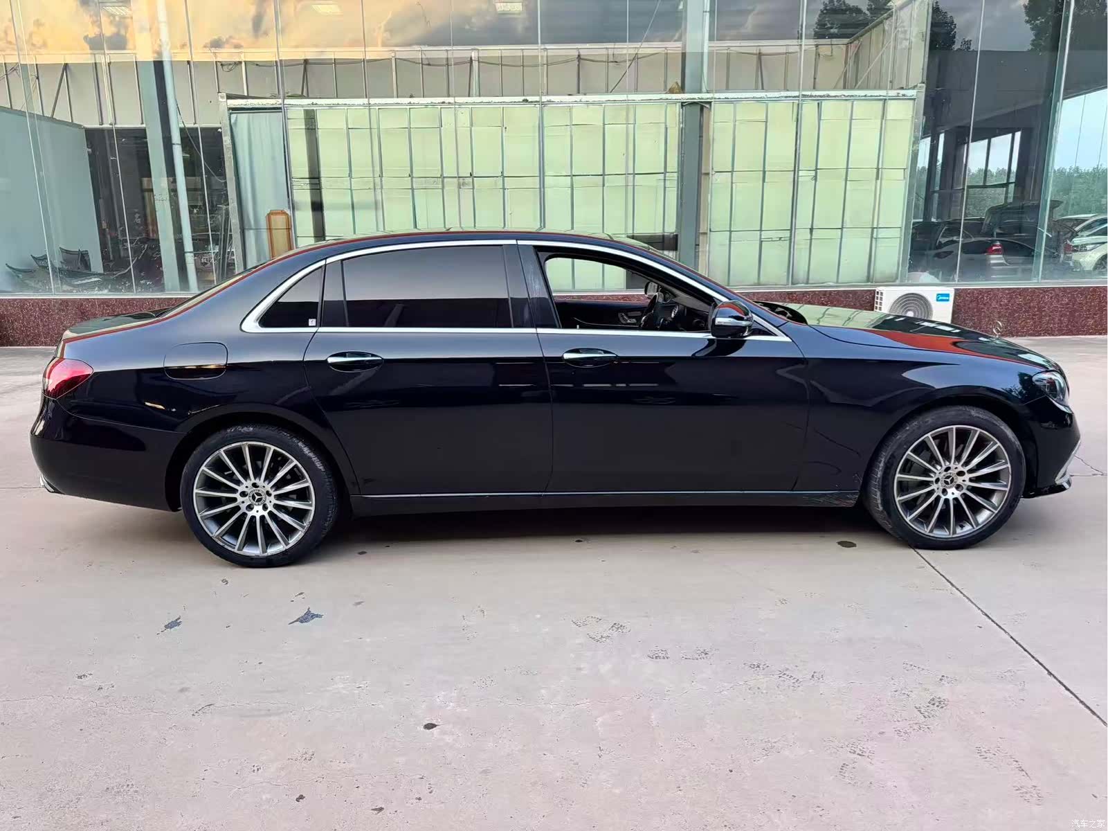 Mercedes-Benz E-Class, 2018 7