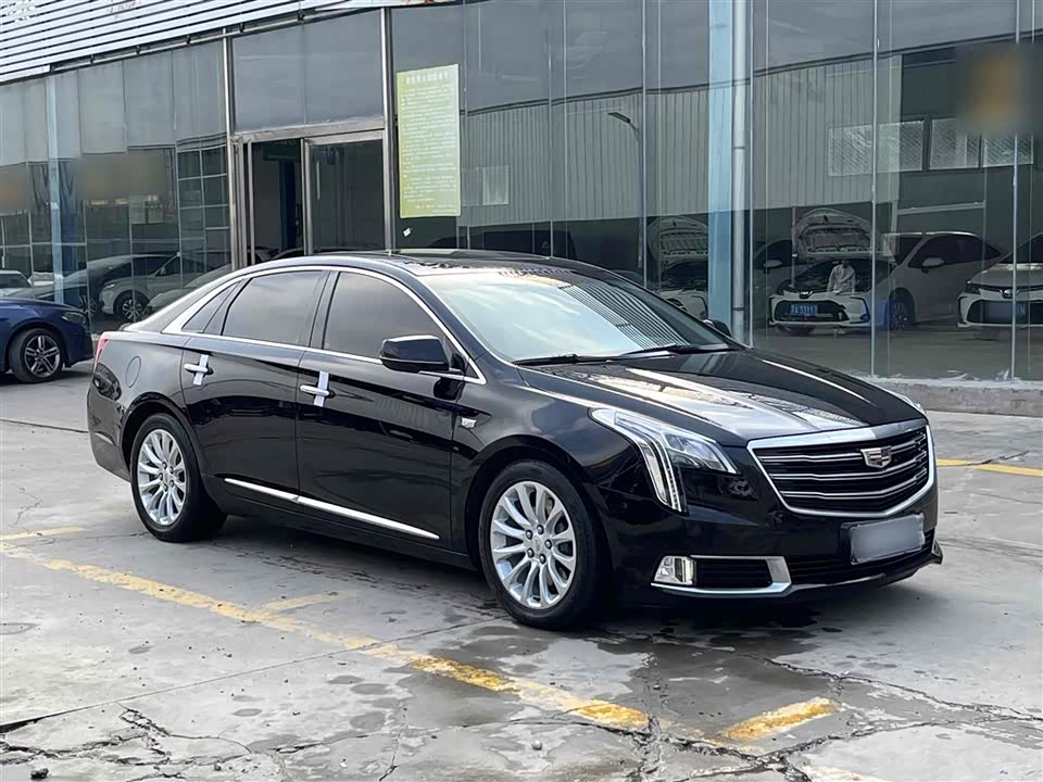 Cadillac XTS