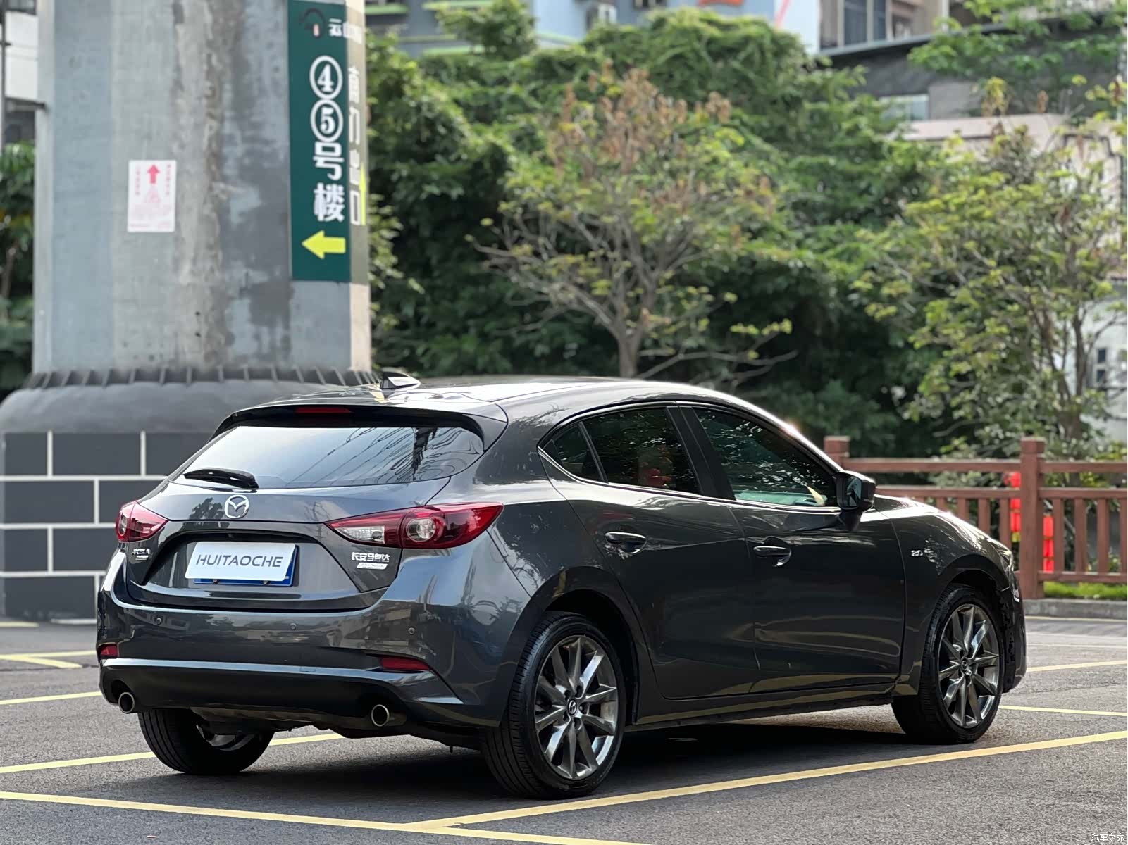 Mazda Mazda3, 2018 12