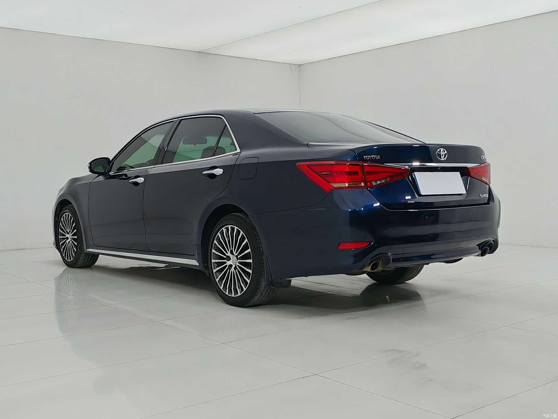 Toyota Crown, 2018 15