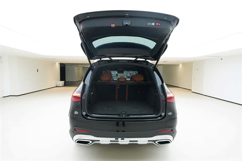 Mercedes-Benz GLC, 2026 6