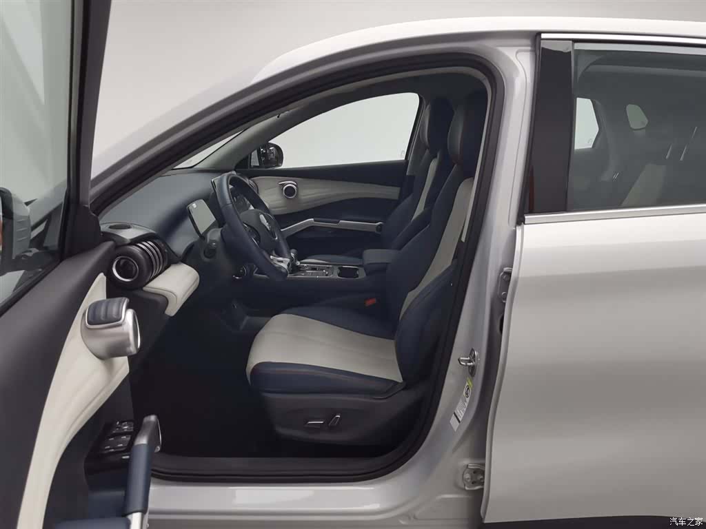 BYD Yuan, 2022 10