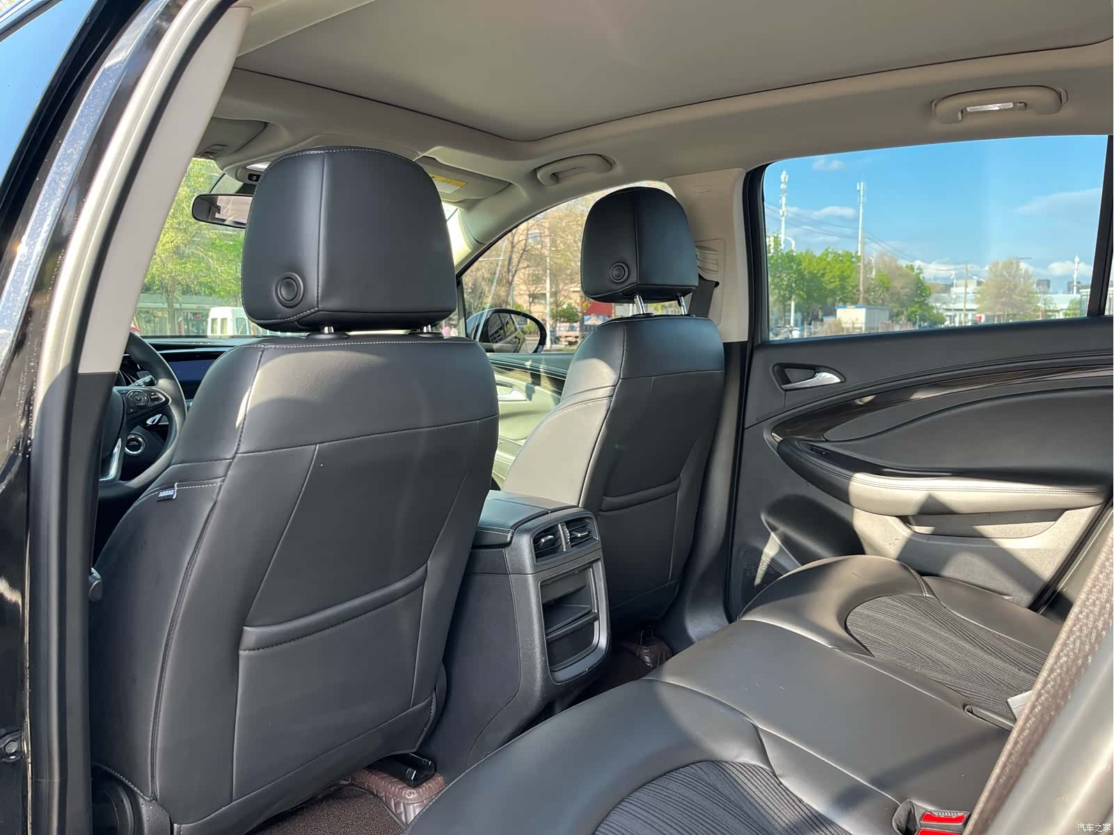 Buick Envision Plus, 2022 8