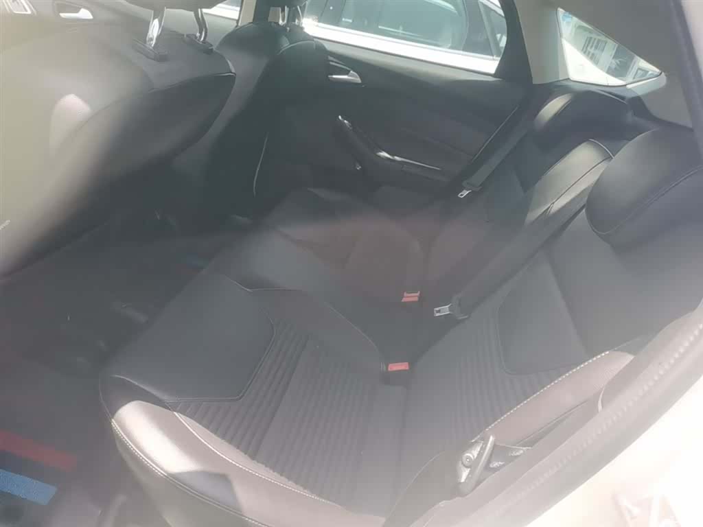 Ford Focus, 2018 17