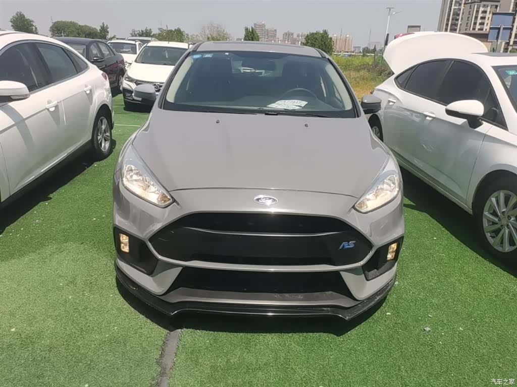 Ford Focus, 2018 3