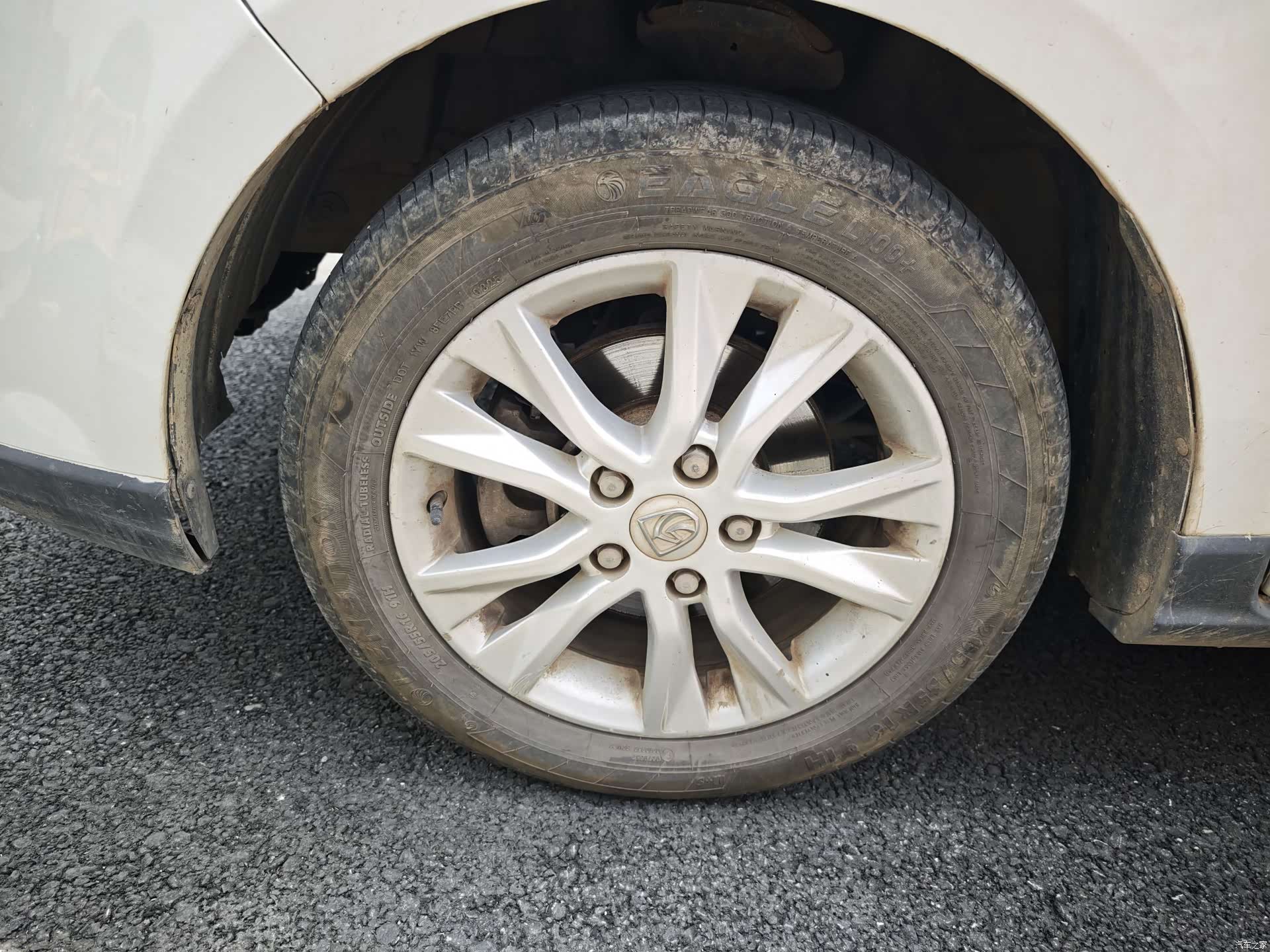 Wuling 730, 2016 14
