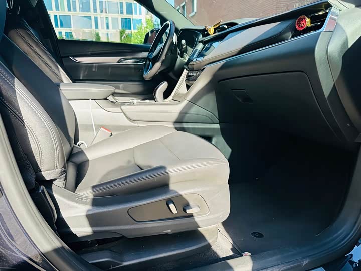 Cadillac Xt6, 2022 года фото 14
