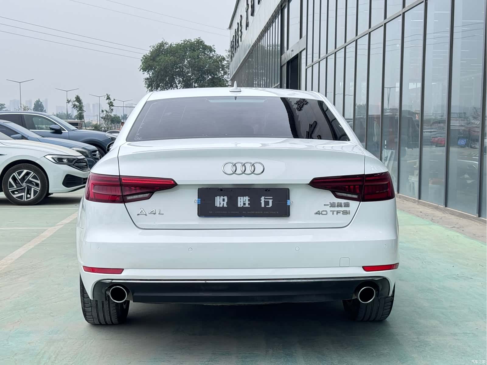Audi A4L, 2018 6