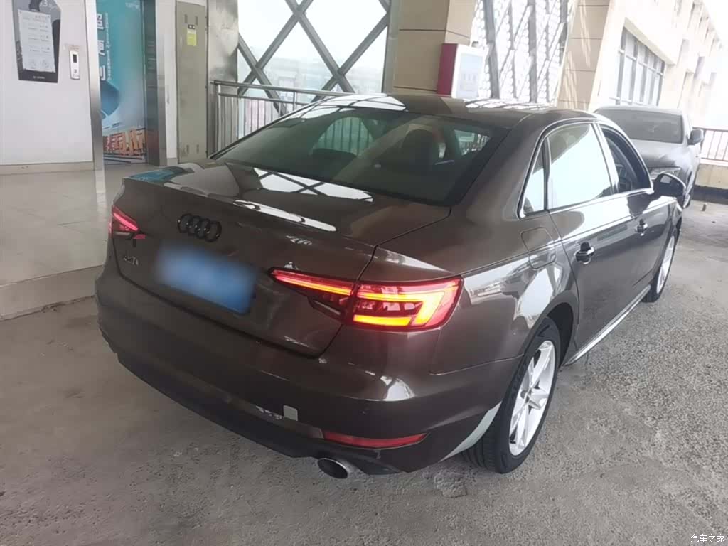 Audi A4L, 2017 7
