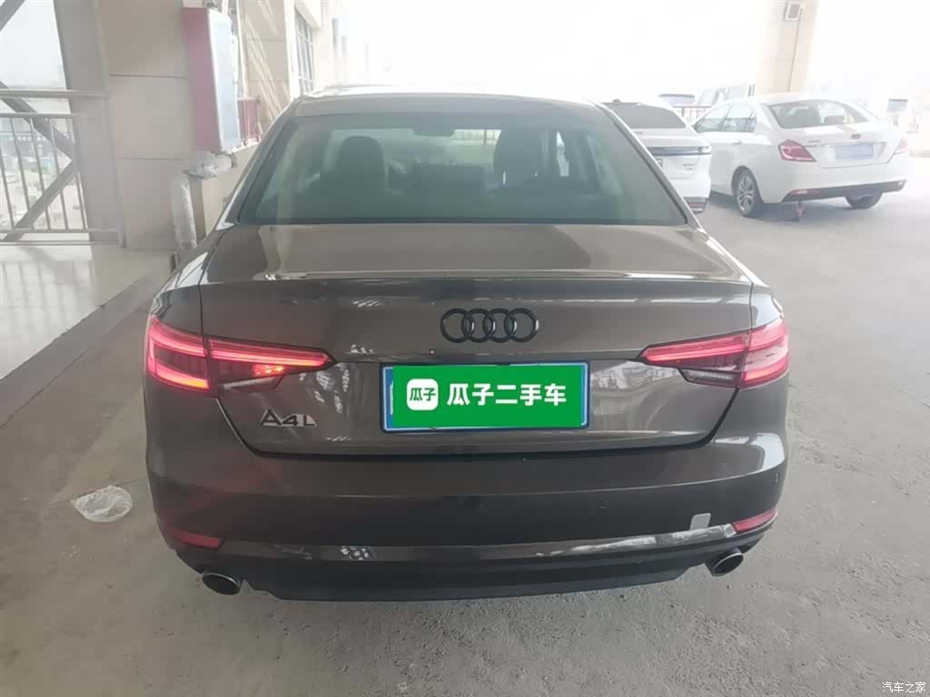 Audi A4L, 2017 6