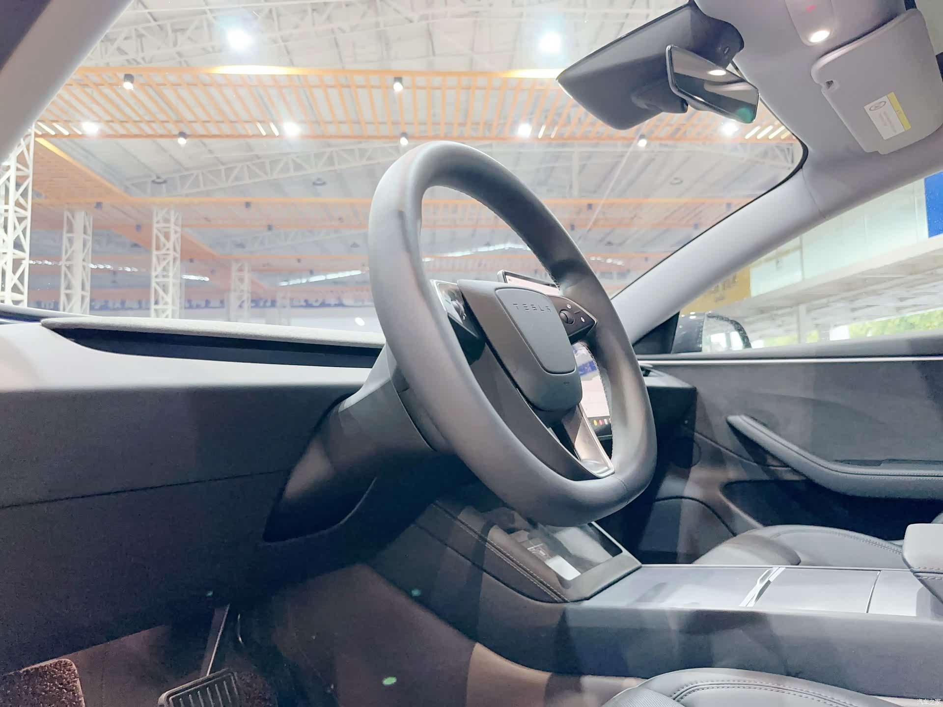 Tesla Model 3, 2024 14