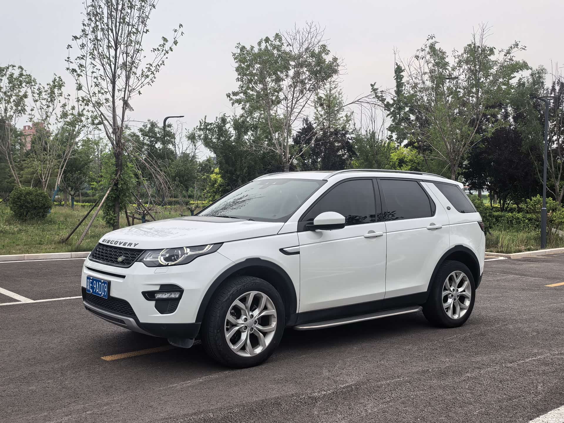 Land Rover Discovery, 2016 1