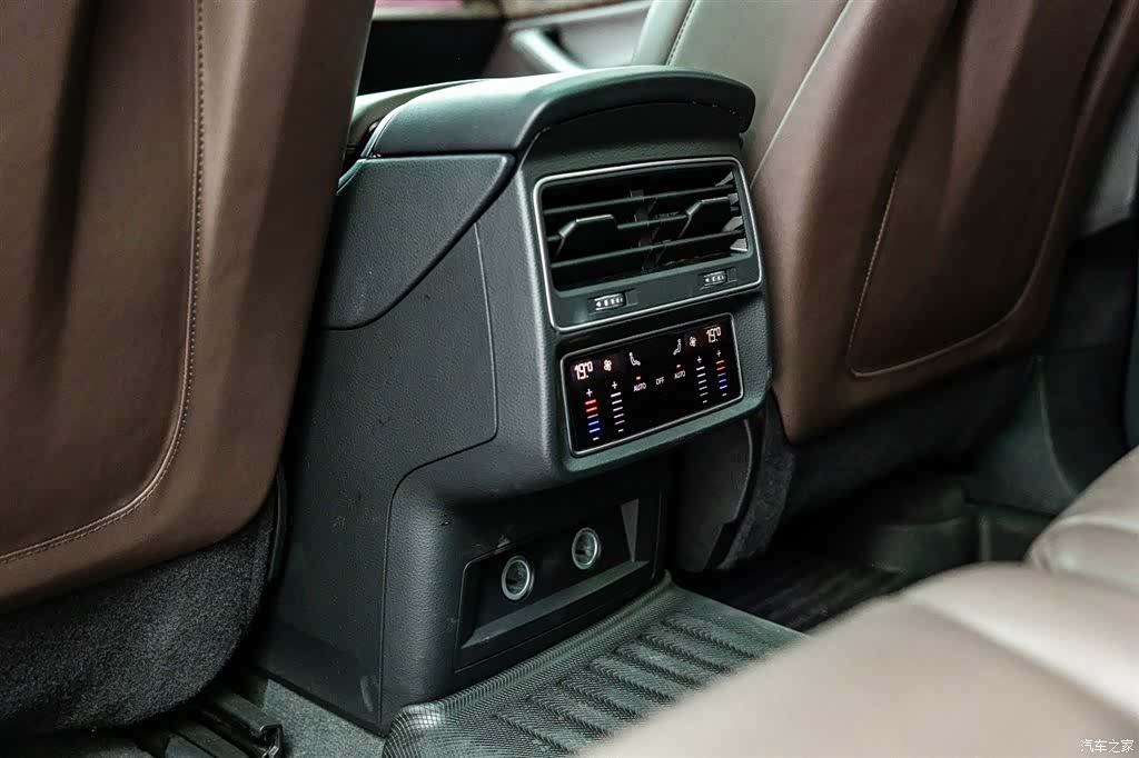 Audi Q7, 2021 16