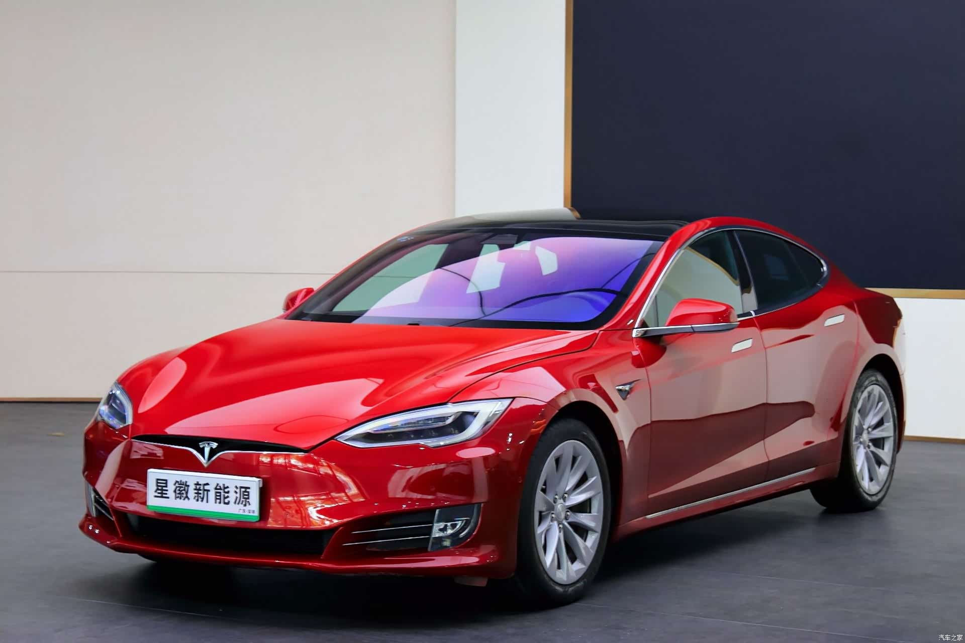 Tesla Model S, 2018 1