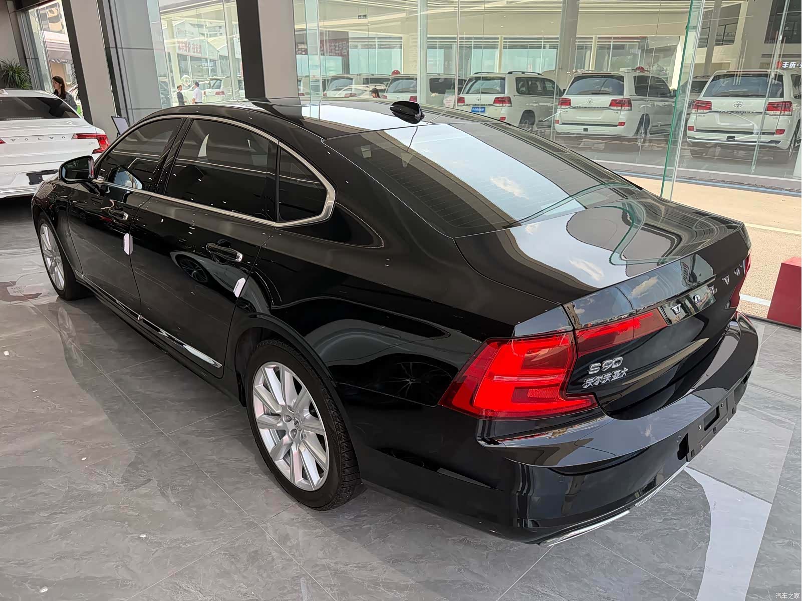 Volvo S90, 2020 9