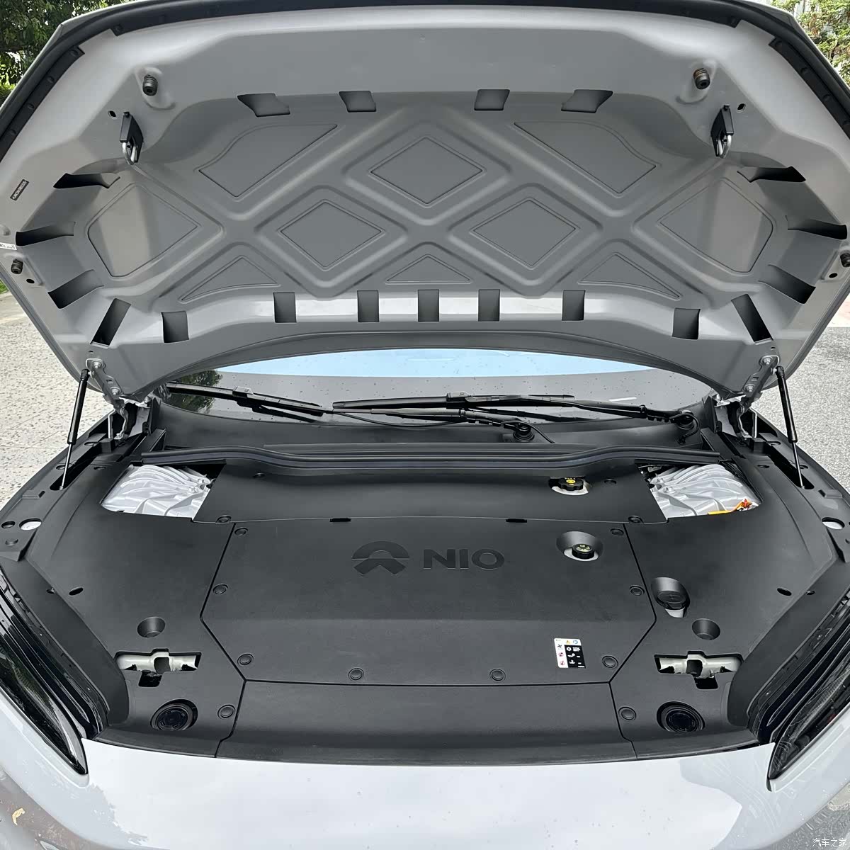 NIO ET5, 2024 27