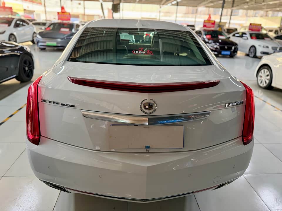 Cadillac XTS