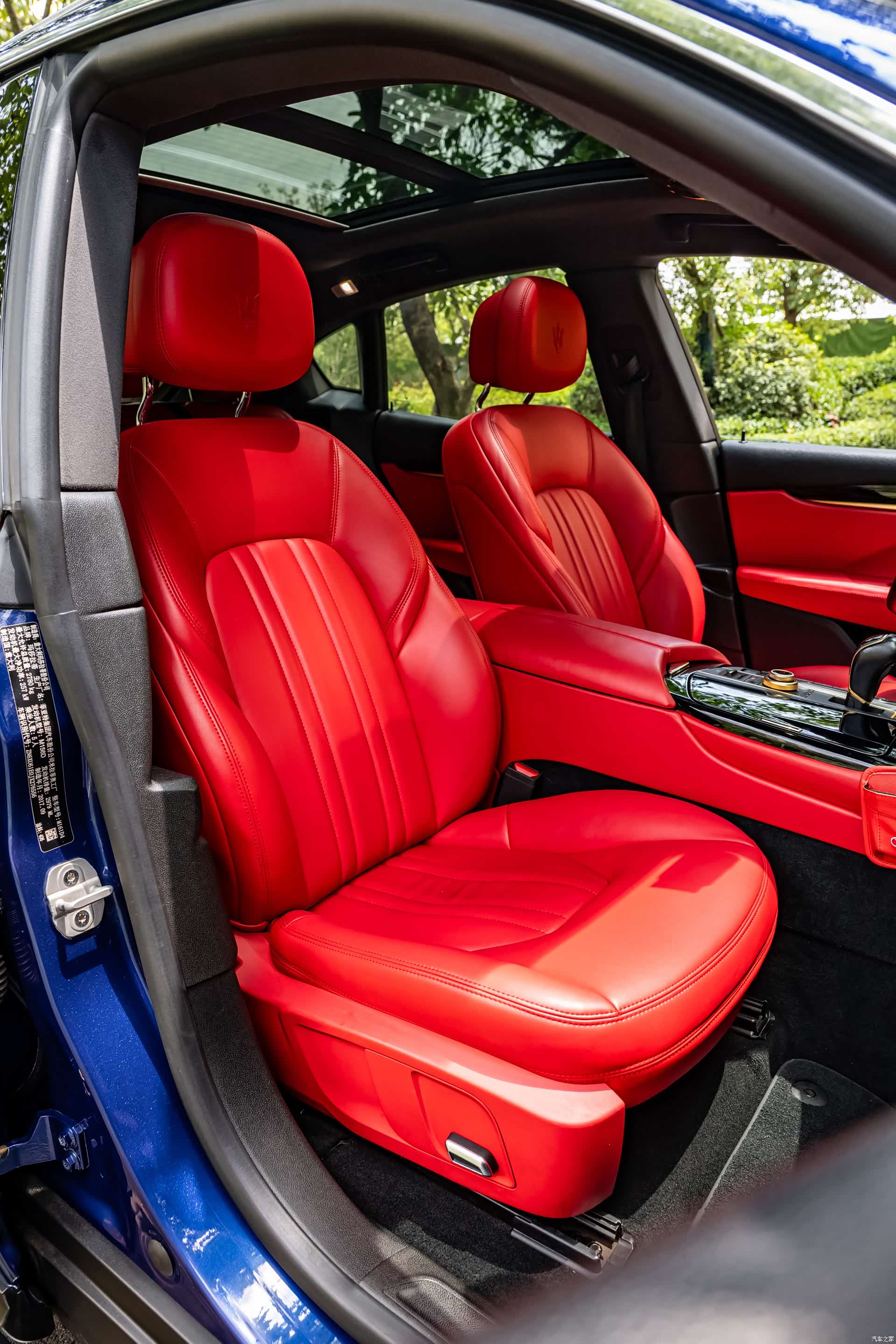Maserati Levante, 2018 9