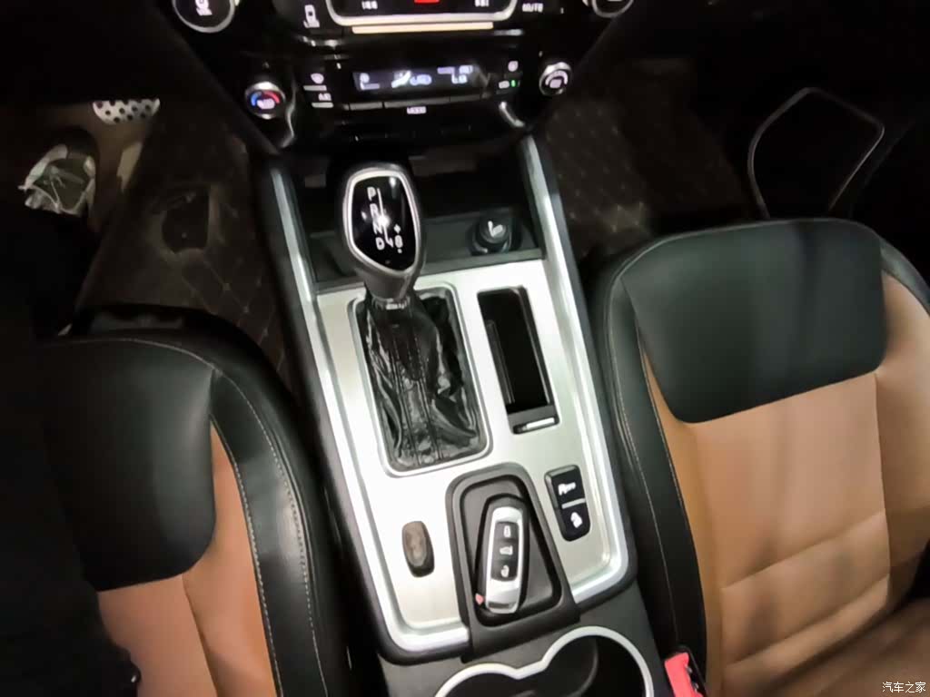 Geely X6, 2018 14