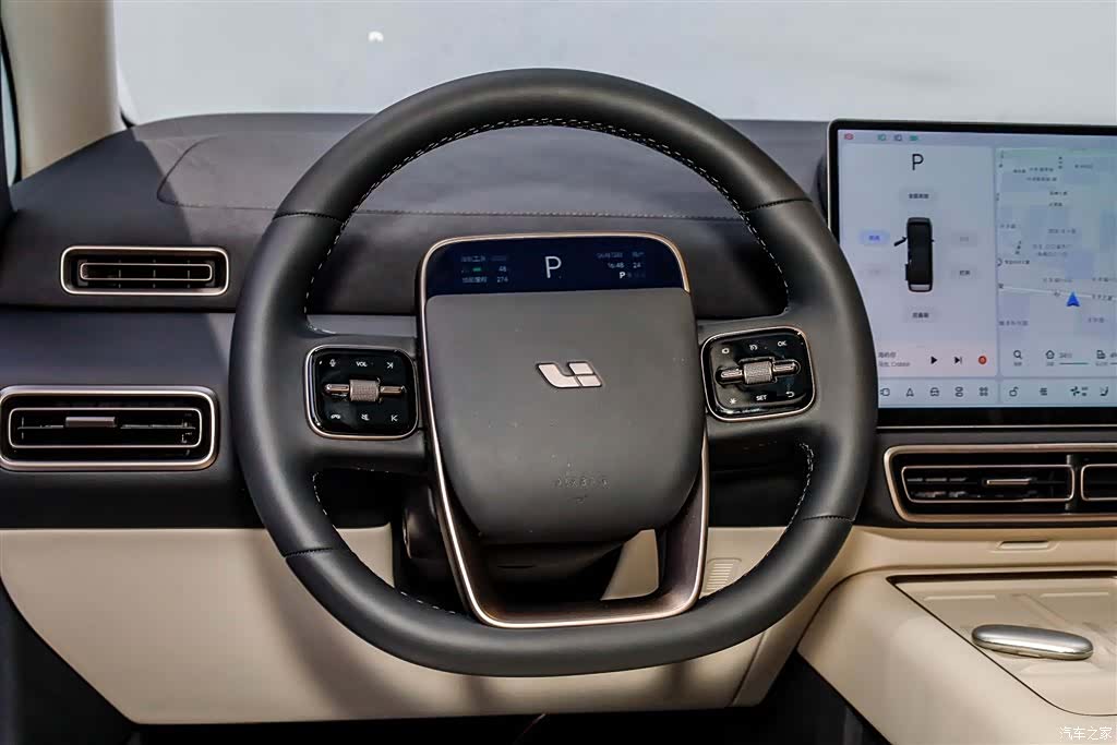 Li Auto MEGA, 2025 23
