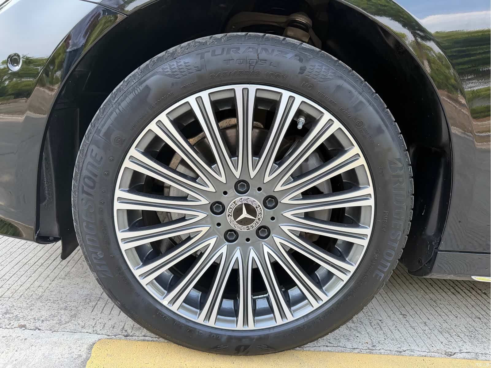 Mercedes-Benz E-Class, 2023 10