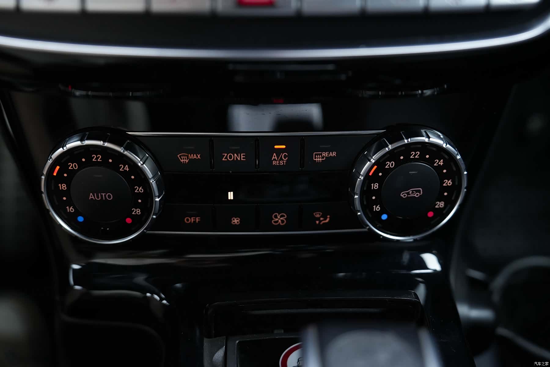 Mercedes-Benz G-Class, 2013 19