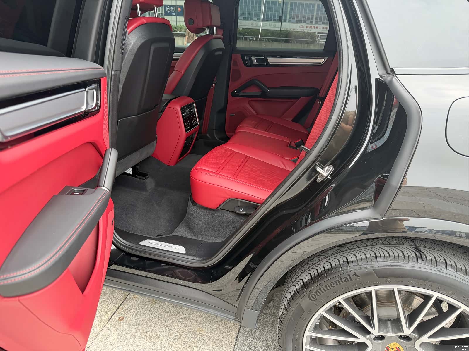 Porsche Cayenne, 2023 3