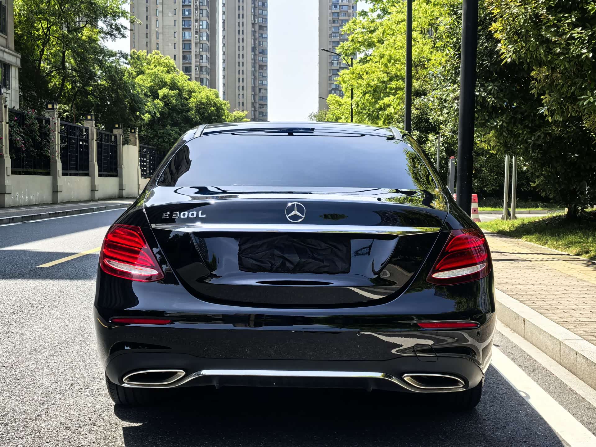 Mercedes-Benz E-Class, 2019 6
