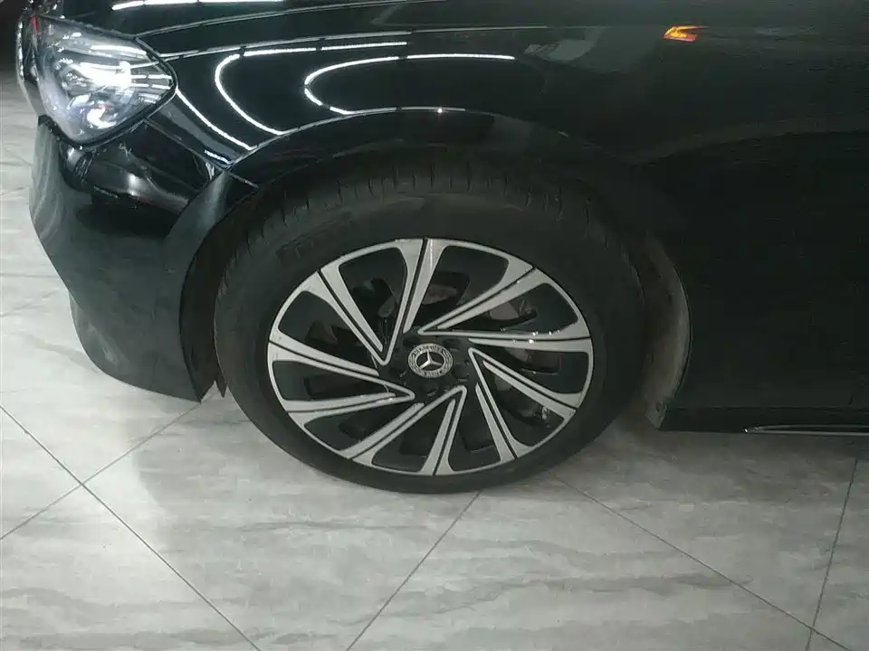 Mercedes-Benz E-class Mercedes-Benz E-class