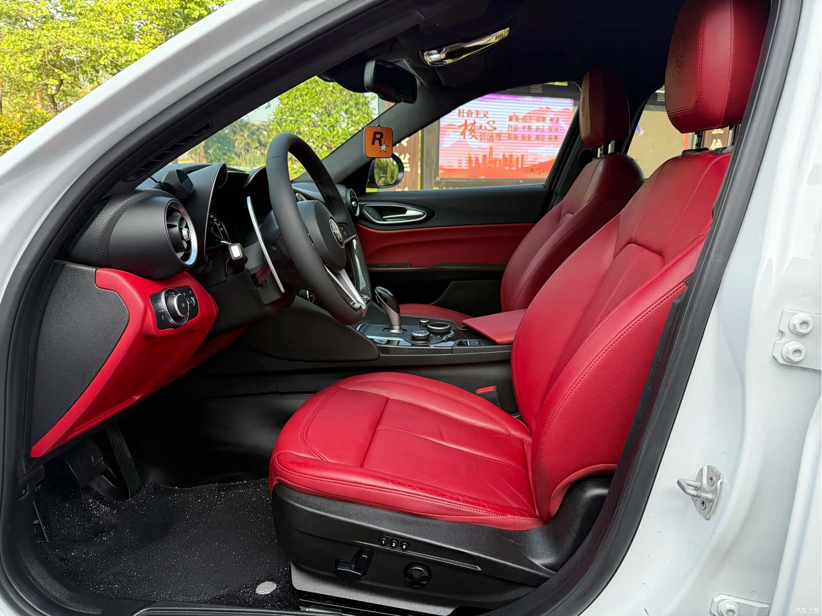Alfa Romeo Giulia, 2018 9