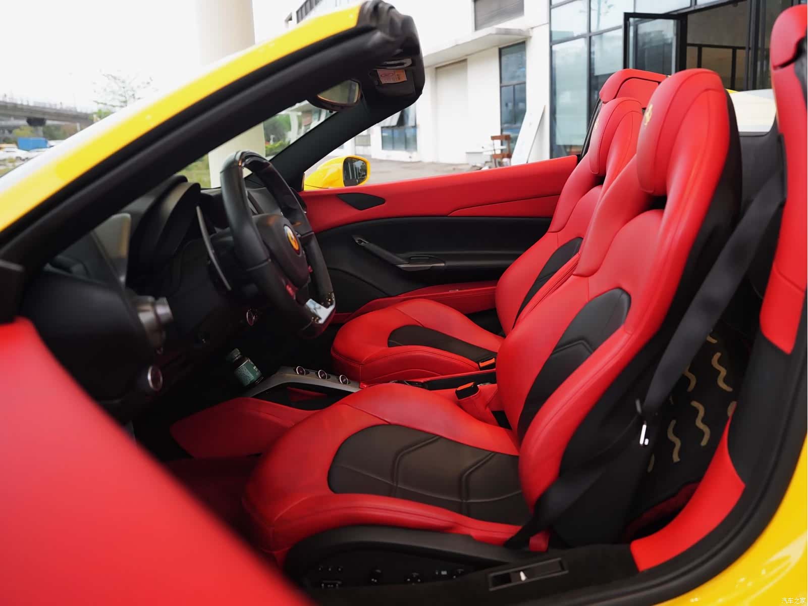 Ferrari 488, 2018 12