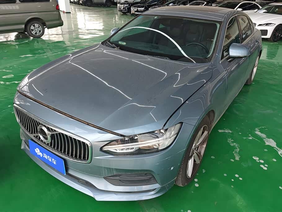 Volvo S90