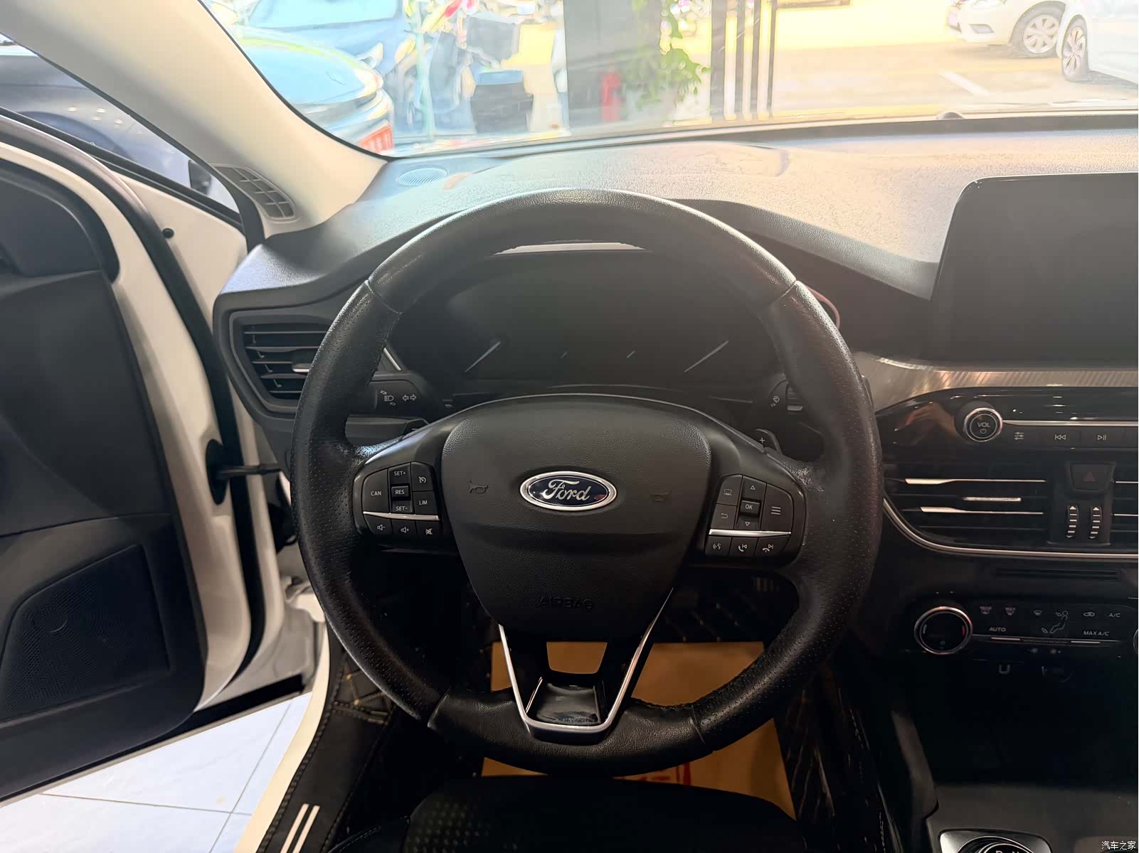 Ford Focus, 2018 14