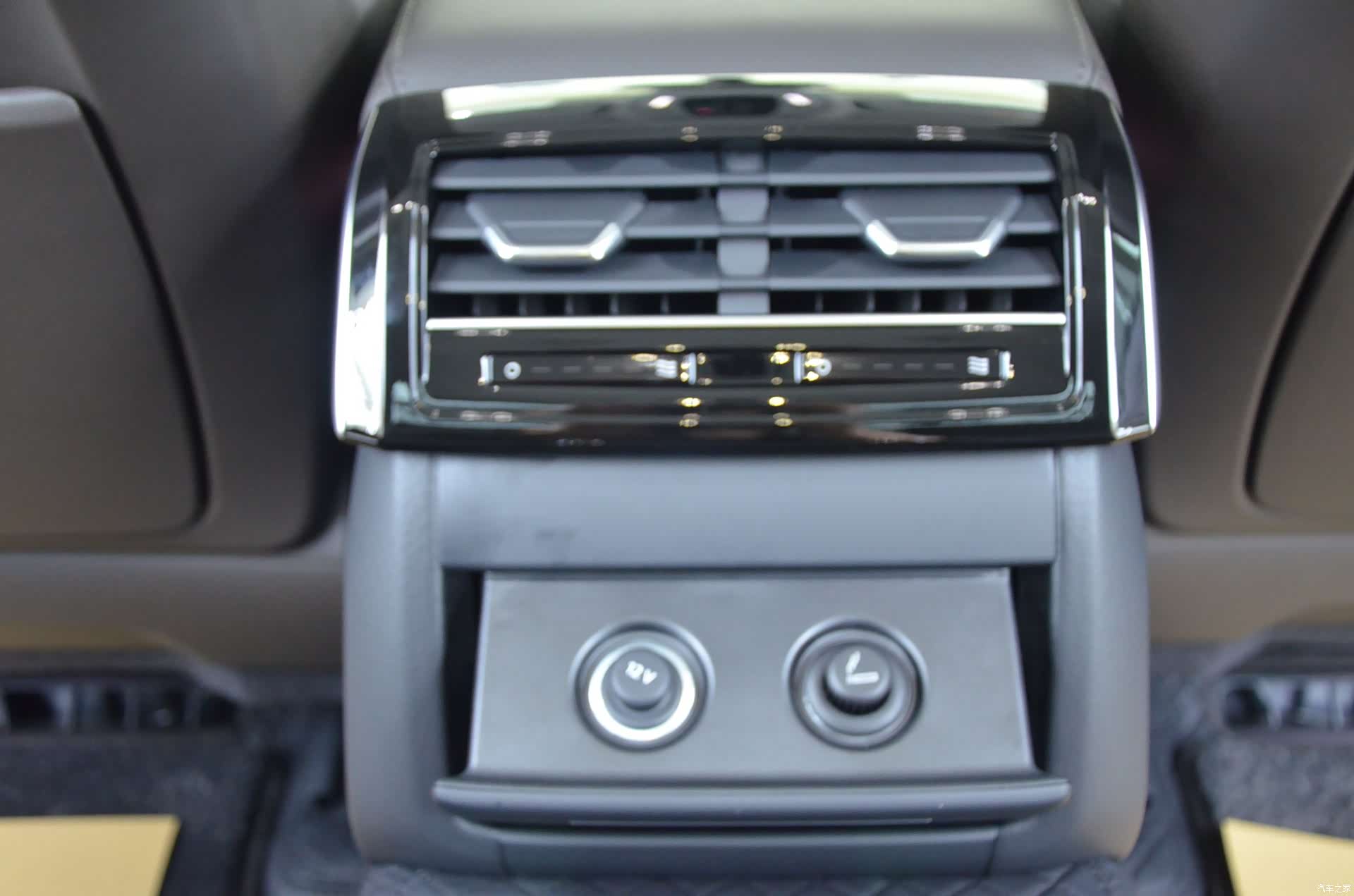 Audi A8L, 2026 8