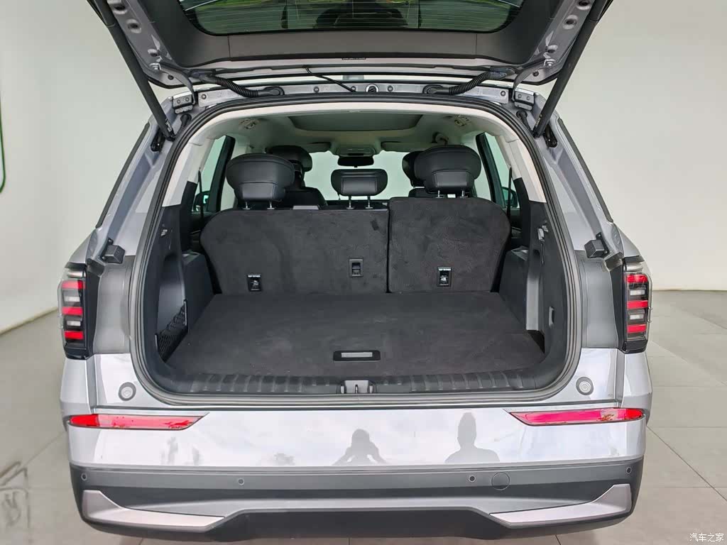 Ford Edge L, 2023 16