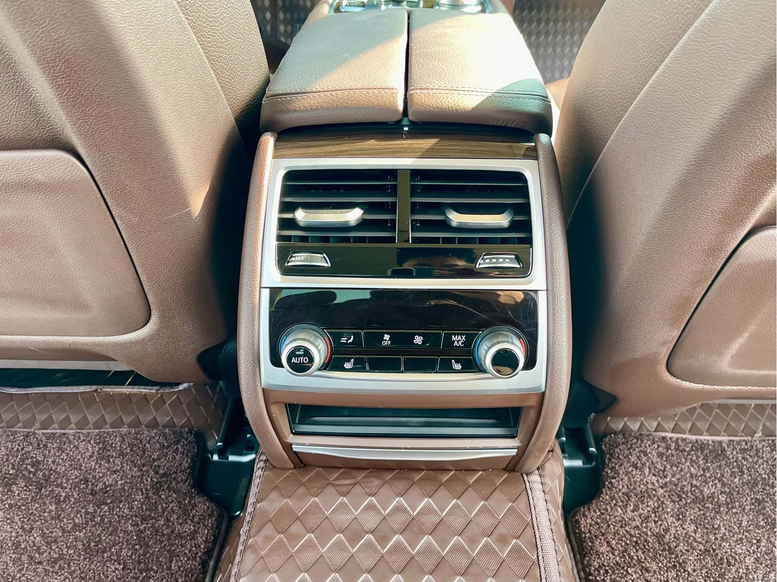 BMW 7 Series, 2017 15