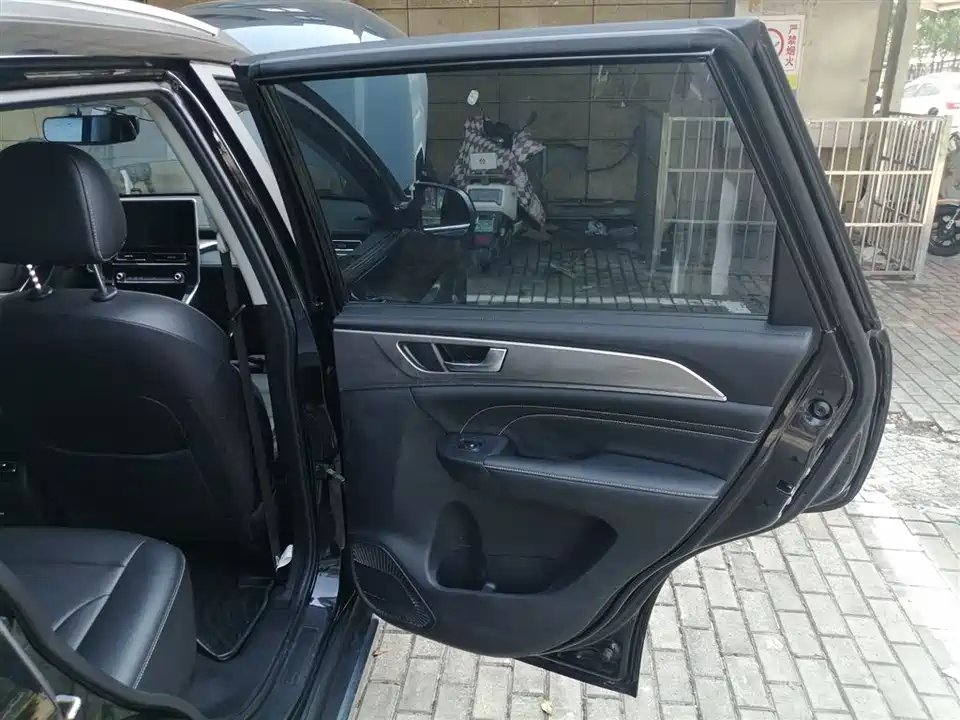 Haval M6