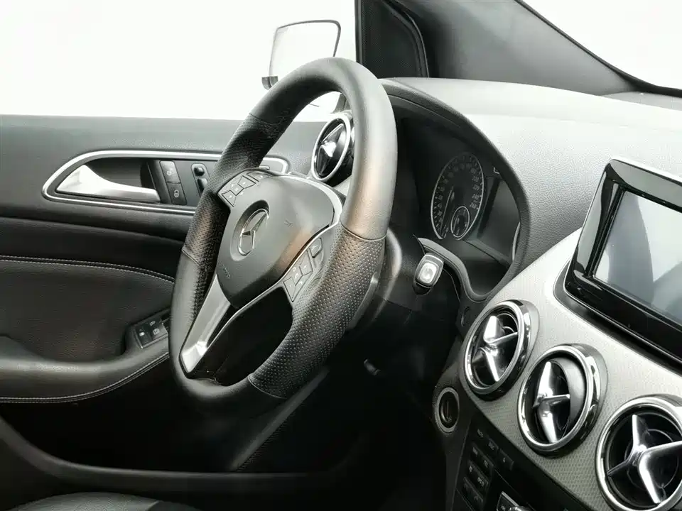 Mercedes-Benz Class B