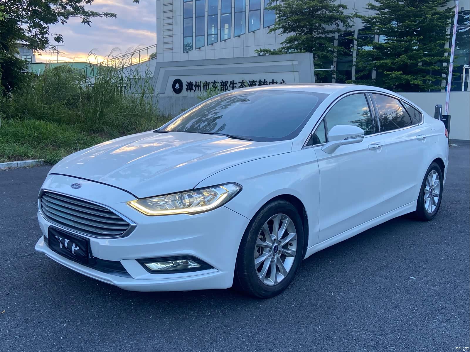 Ford Mondeo, 2018 3