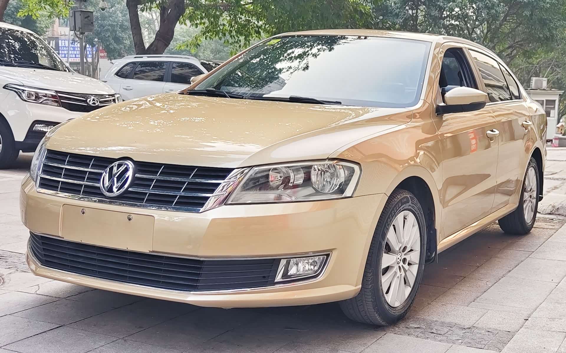 Volkswagen Lavida, 2014 1