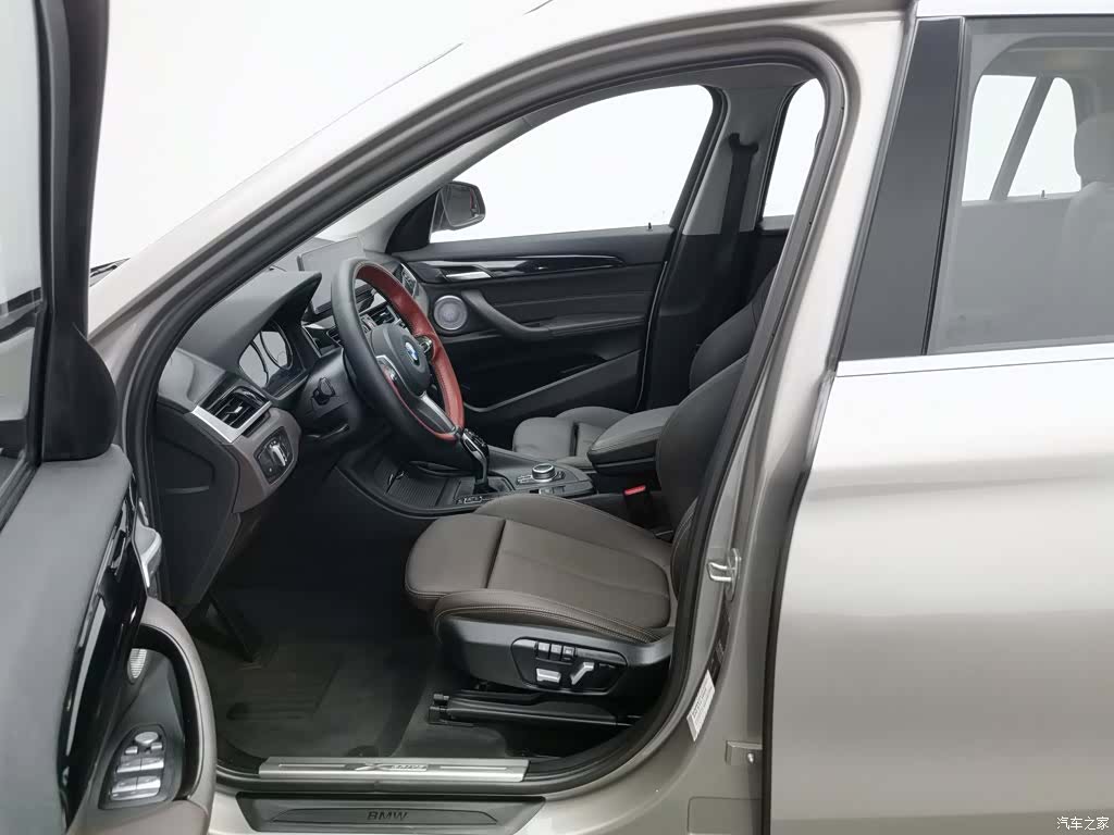 BMW X1, 2020 10