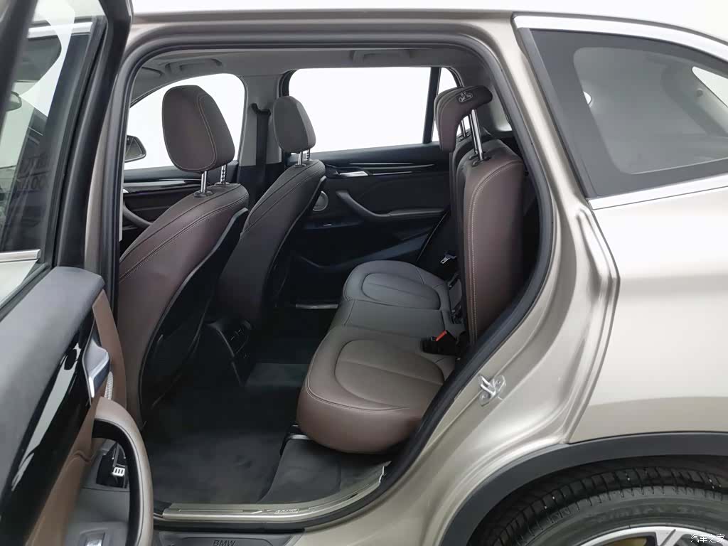 BMW X1, 2020 15