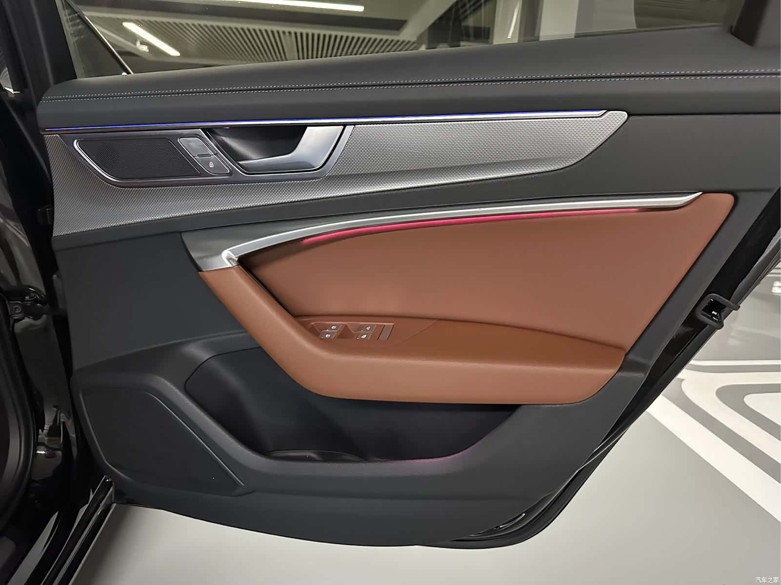 Audi A6L, 2025 12
